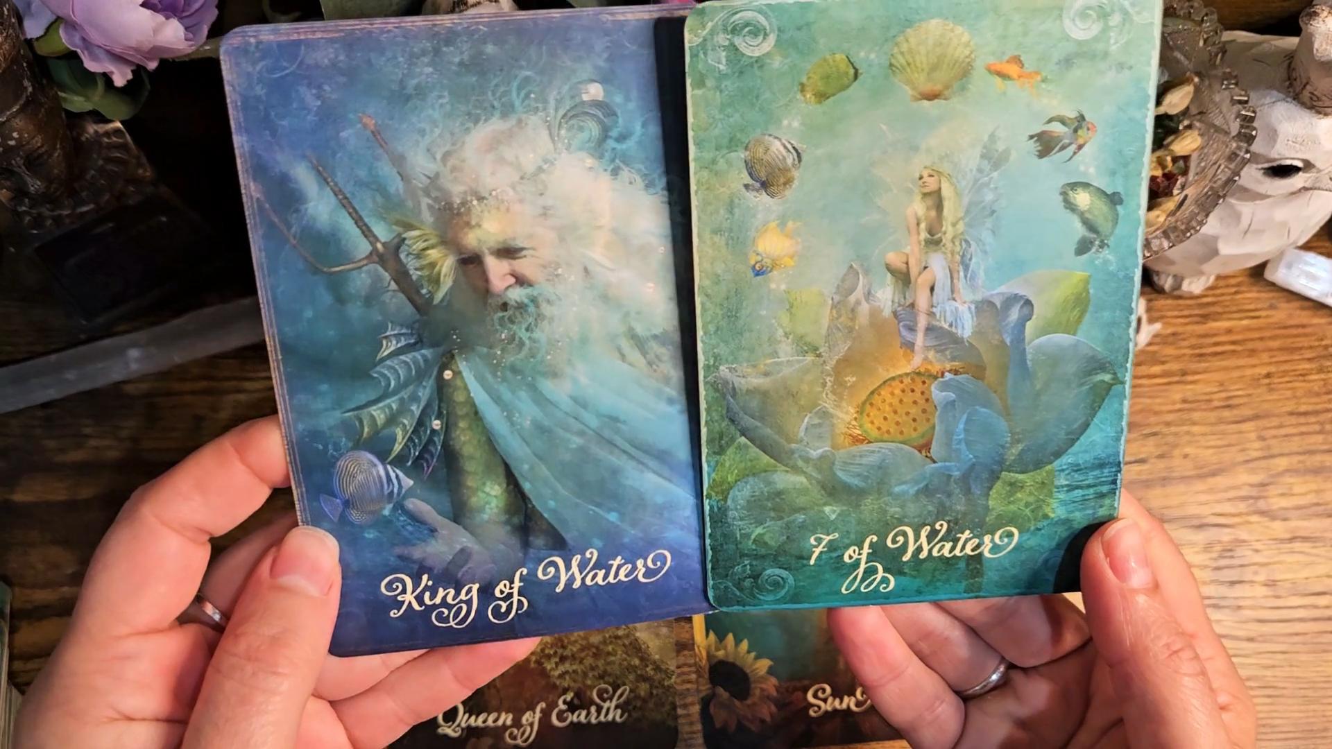 Spiritual tarot session in Georgia with Lady Alana of Divine Intuitive Tarot
