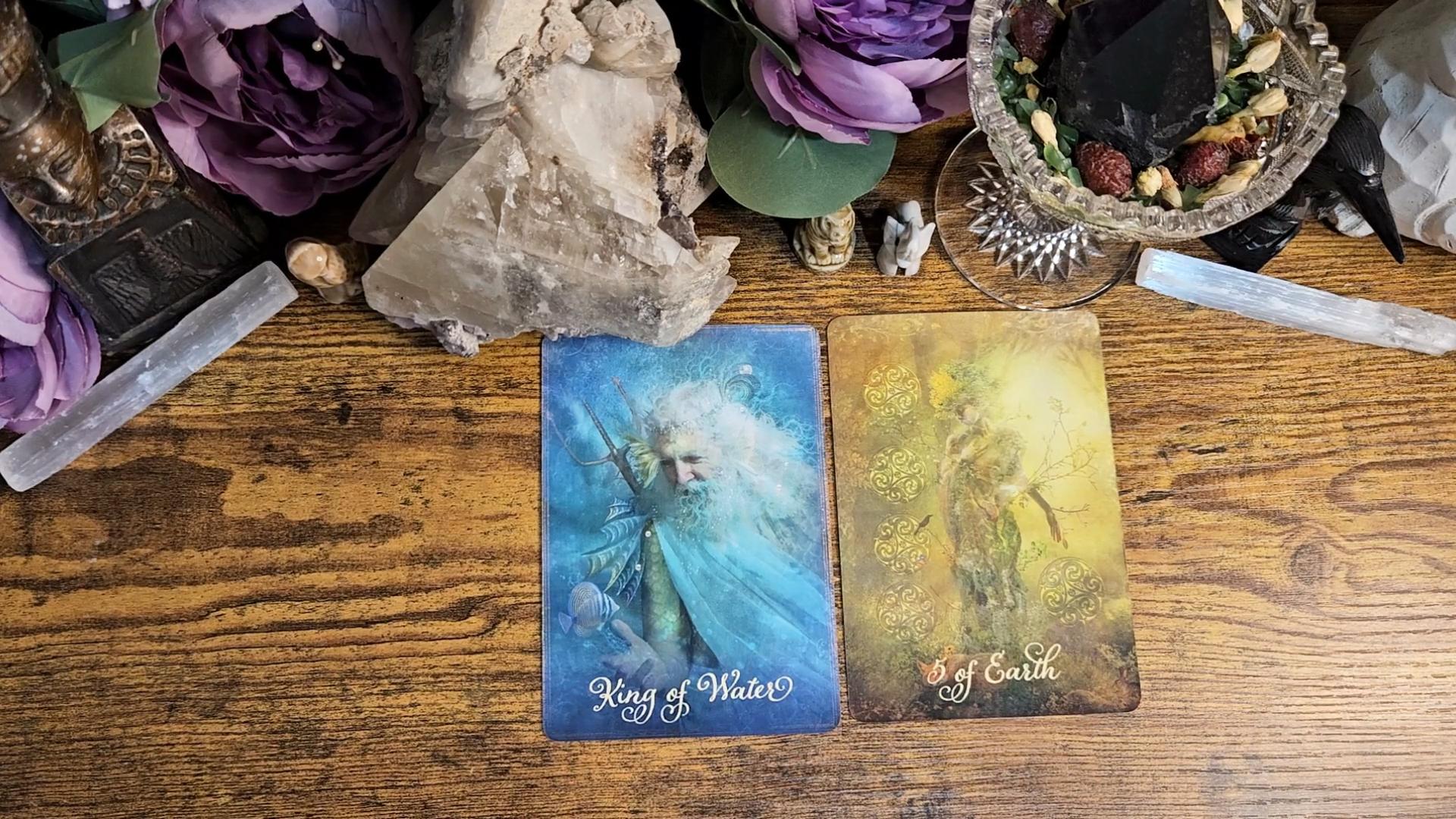 Tarot energy healing session with Lady Alana of Divine Intuitive Tarot